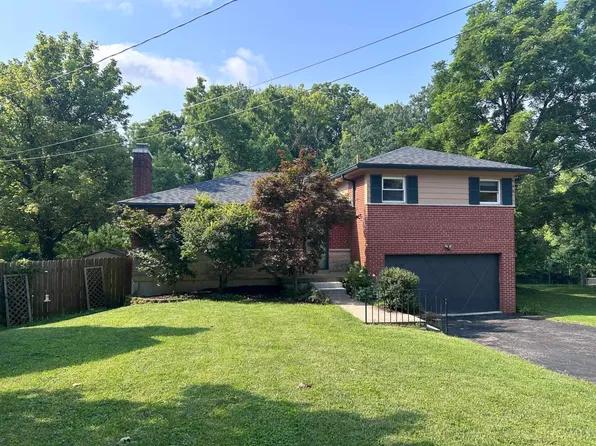 1600 Barnsdale Ct, Cincinnati, OH 45230