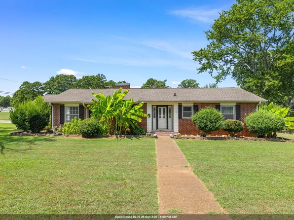 2301 McBurney Dr, Florence, AL 35630