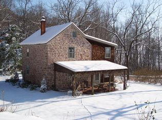 2681 Valley View Rd, Morgantown, PA 19543