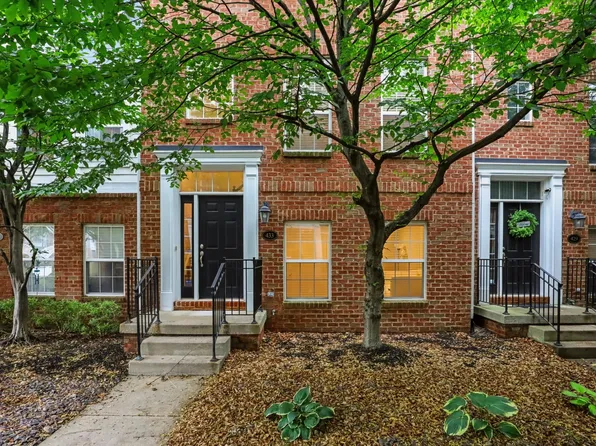 433 Sheets Dr, Carmel, IN 46032