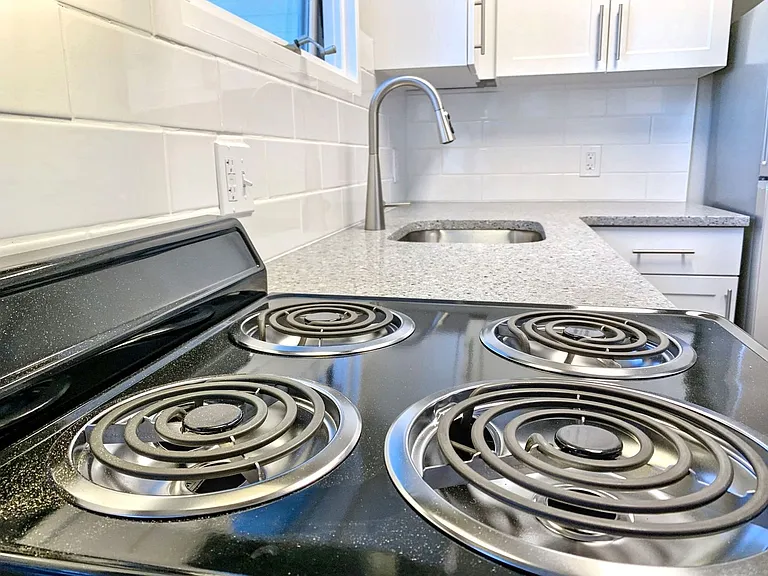 142-146 E Gay St — Photo 9