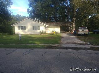 2230 S Woodcrest St, Denham Springs, LA 70726