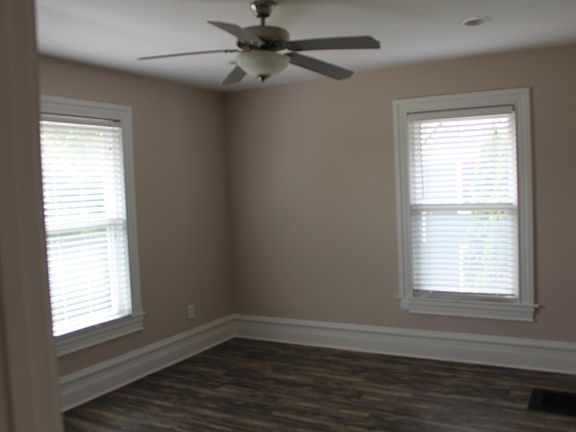 3rd image of 103 S 4th St Unit 2