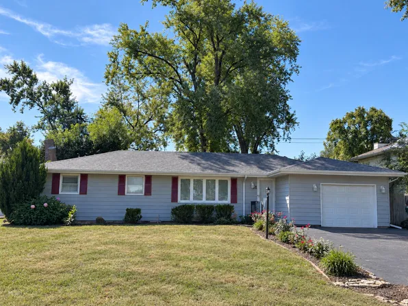 11 Strasma South Dr, Kankakee, IL 60901