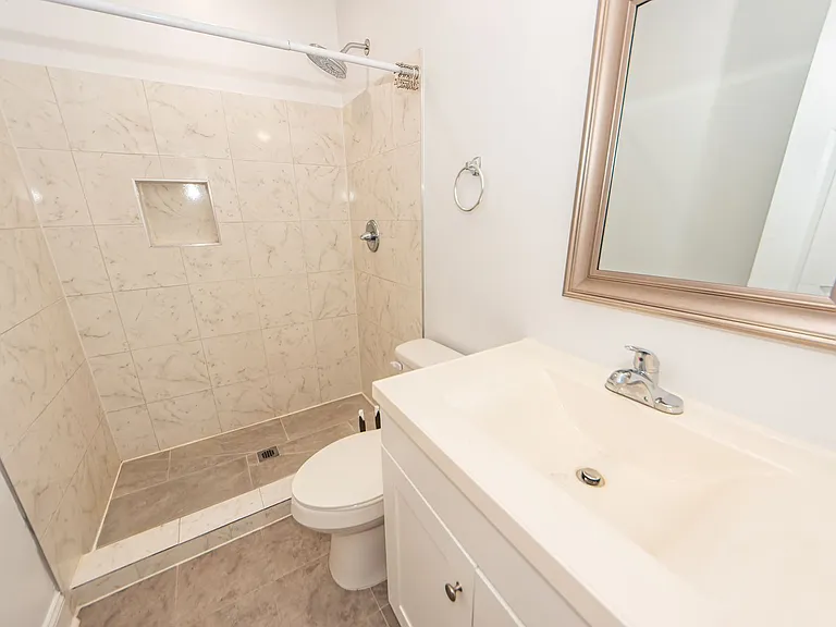 6933 Raymond Ave — Photo 25