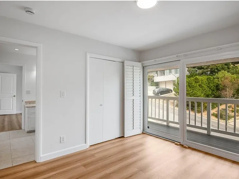 7183 Avenida Altisima — Photo 21