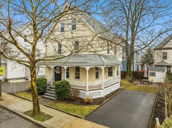 85 Tuttle St, Dorchester, MA 02125