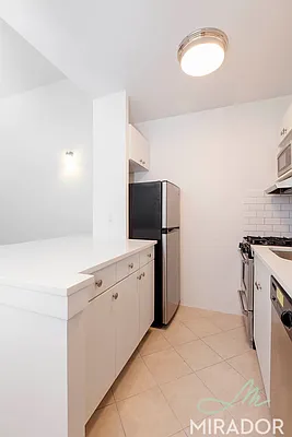 Rented by Mirador Real Estate | media 11