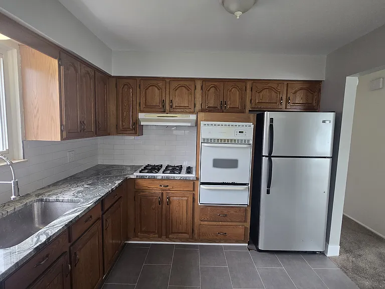 6620 Colonial St — Photo 7