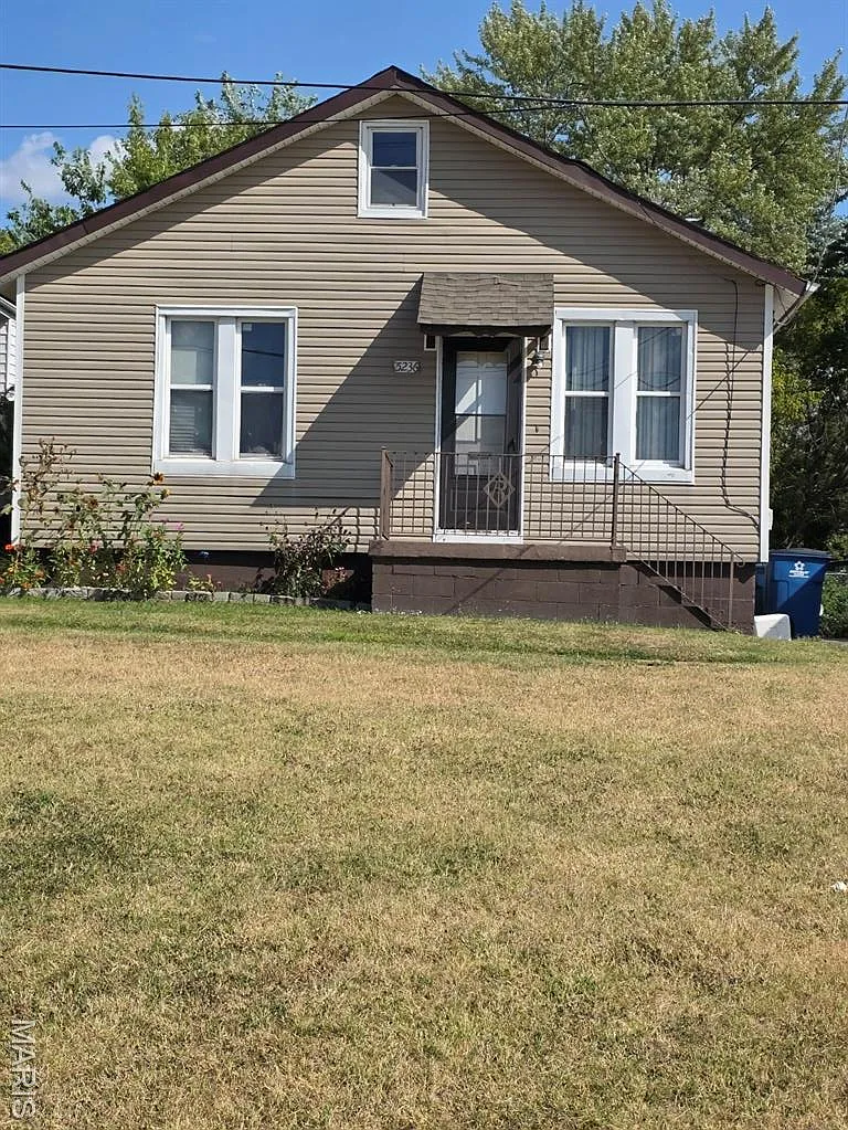 5236 Helen Ave photo 1