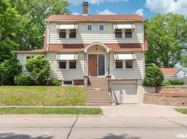 1325 27th St, Moline, IL 61265