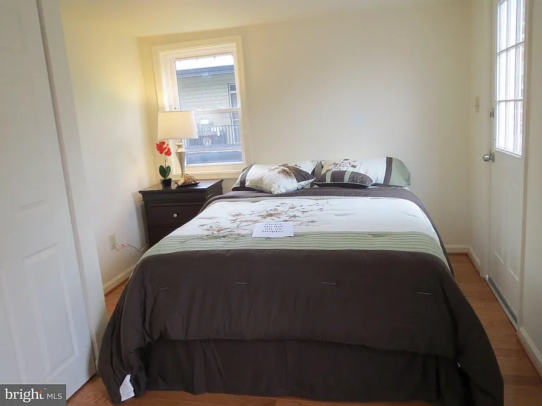 446 W South St — Photo 13
