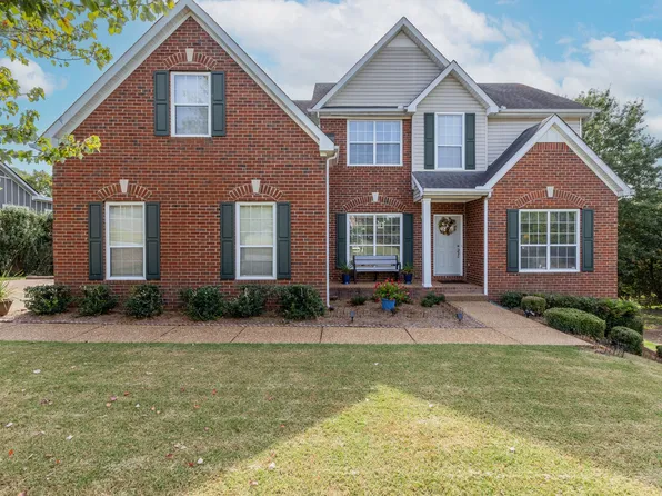 352 Dandridge Dr, Franklin, TN 37067