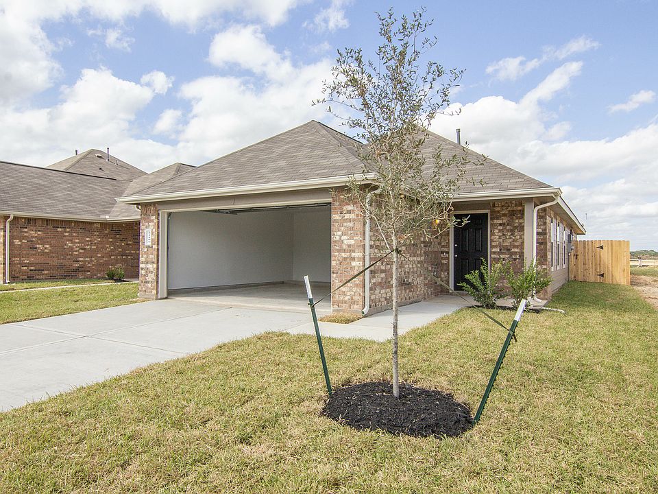 1st image of 24406 Bella Carolina Ct