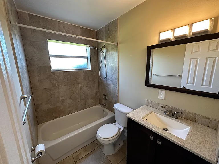 3 SW Hideaway Pl #15 — Photo 13