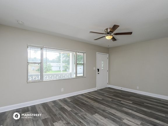 4th image of 11712 Bradley Rd
