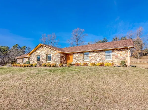 4791 W Main St, Salem, VA 24153