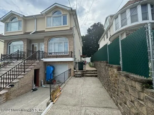 78 Bishop St, Staten Island, NY 10306