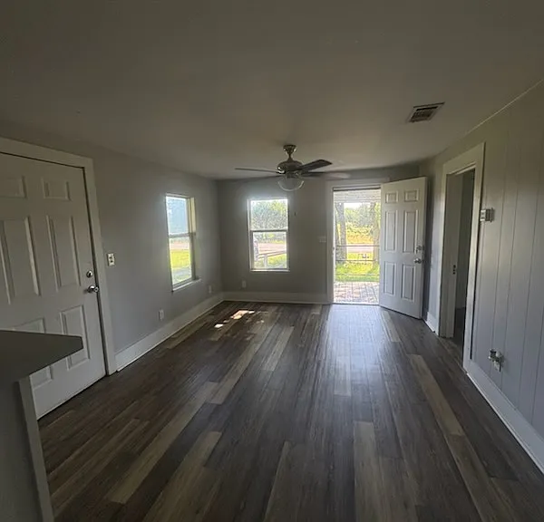 11184 State Highway 110 — Photo 12