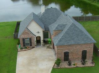 405 Blue Heron Dr, Lafayette, LA 70508