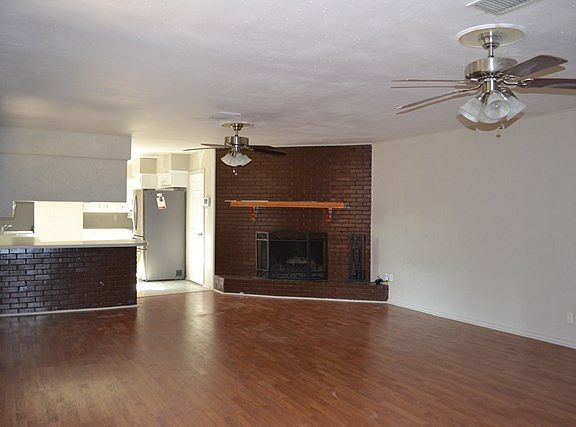 2nd image of 2603 N North St