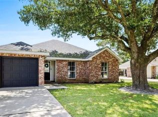 20300 Rue Jondolyn, Ponchatoula, LA 70454