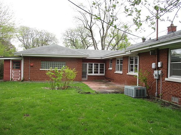 2nd image of 329 W Highland Dr