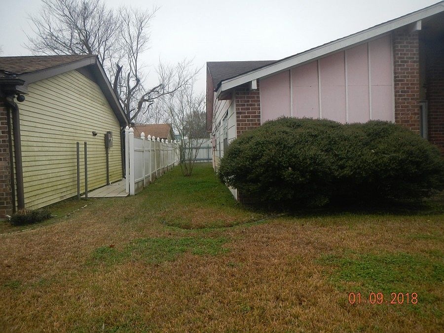 2nd image of 2716 Woodmere Blvd