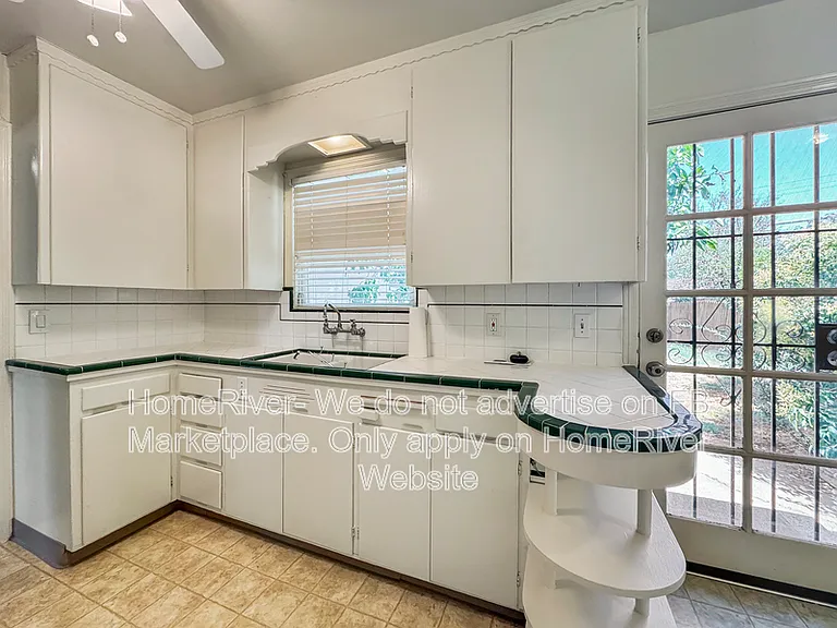 5645 Carmela Way — Photo 4