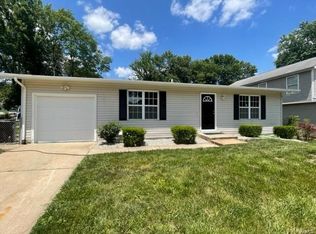 3623 Westport Dr, Saint Charles, MO