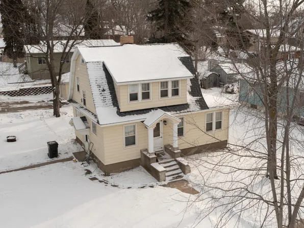 618 N Vine St, Fergus Falls, MN 56537