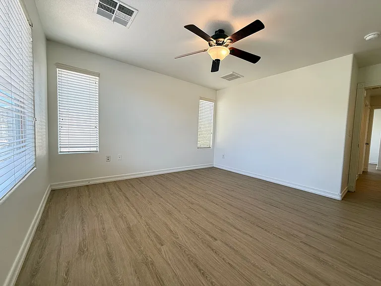 2696 Begonia Valley Ave — Photo 18