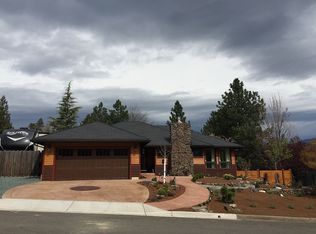 2303 Lupine Dr, Ashland, OR 97520