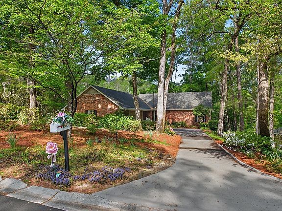 2nd image of 4845 Guerry Dr