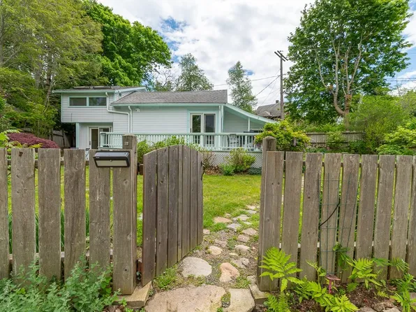 7 Lighthouse Way, Gloucester, MA 01930