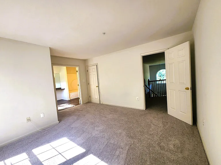 406 Clairborne St — Photo 28