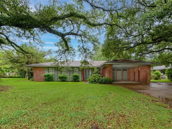 3421 Parkway Dr, Alexandria, LA 71301