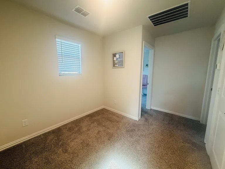 109 Olympus St — Photo 21