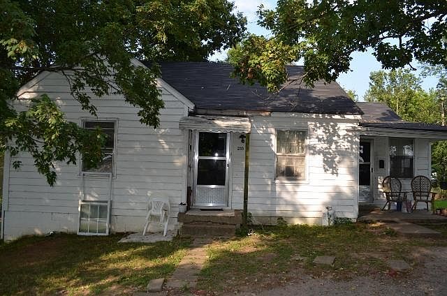 2nd image of 233 Liberty Pkwy