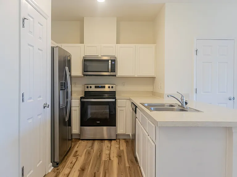 7901 Merchants Way — Photo 2