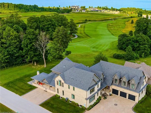 511 Algonquin Trl, Georgian Bluffs, ON N0H 1S0