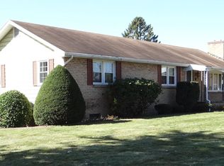 5775 Oakwood Dr, Mercersburg, PA 17236