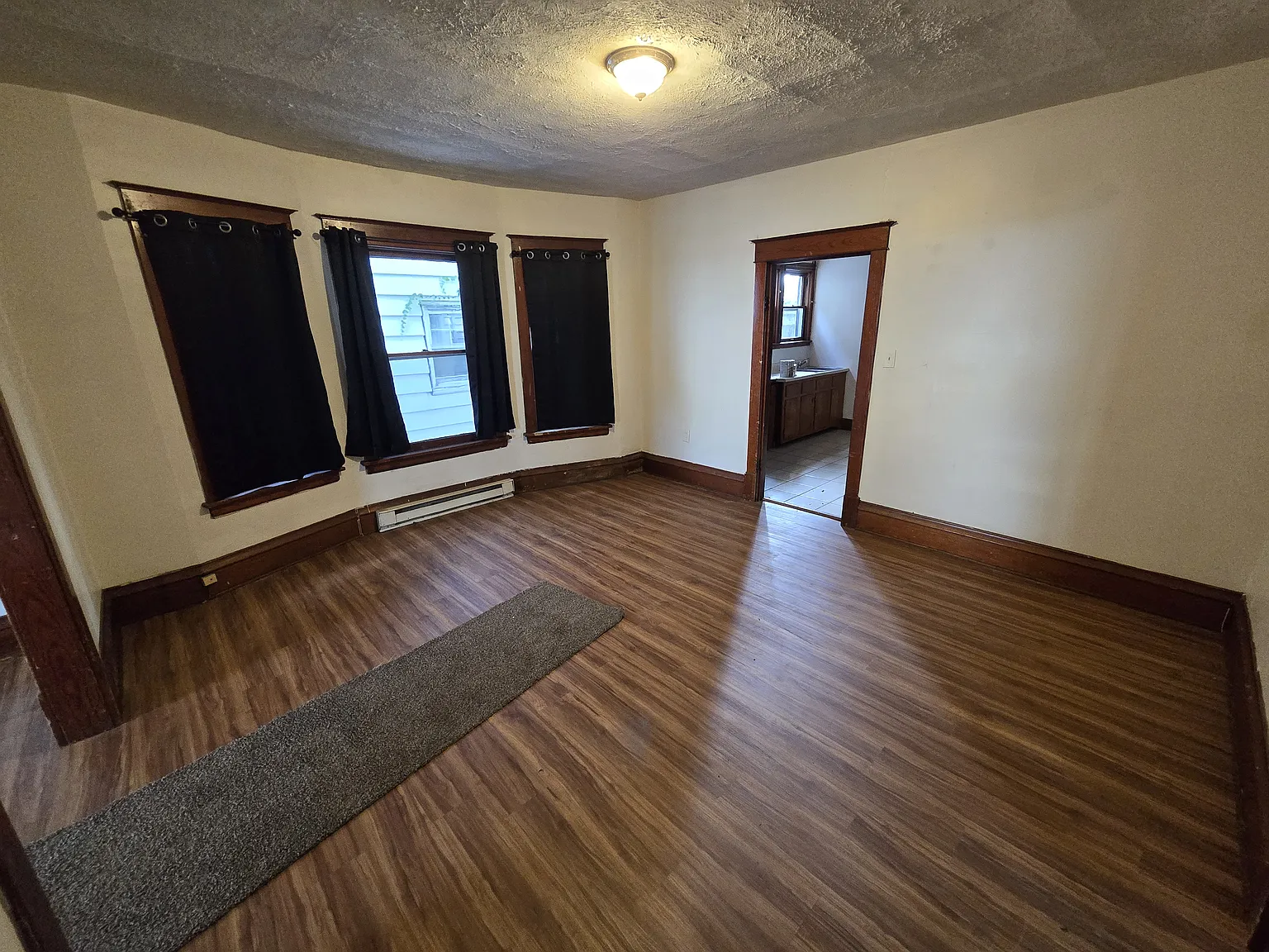 2 bed, 1100 sqft, $850 — Photo 4