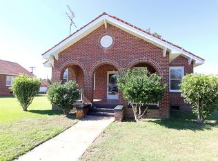 94 Kitson St, Ninety Six, SC 29666