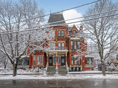 117 Pine Street #2, Portland, ME, 04102