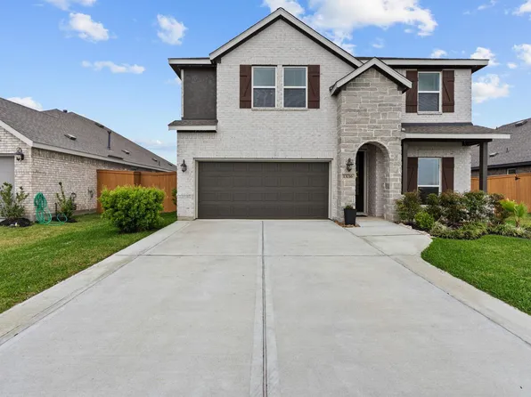 13716 Windward Mist Dr, La Marque, TX 77568