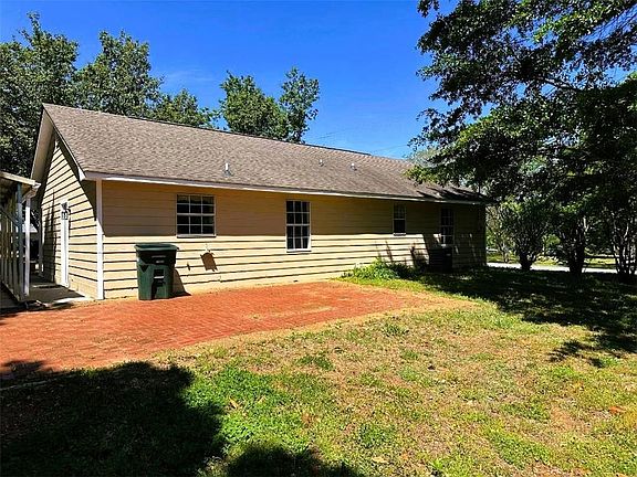 2nd image of 159 Guyton Rd NW