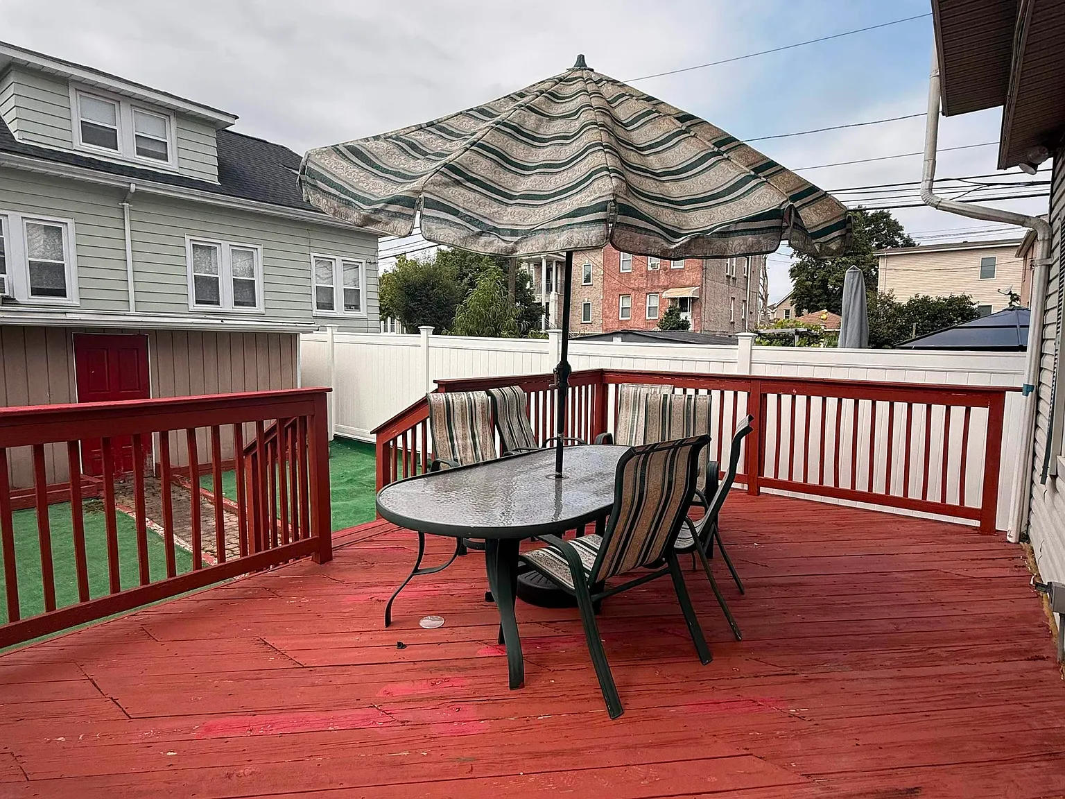 3 bed, 1.5 bath, $3,500 — Photo 3