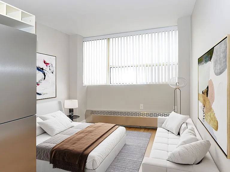 730 Saint Clarens Ave — Photo 11