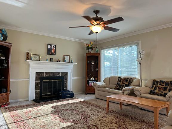 4th image of 11969 Carrington Ct